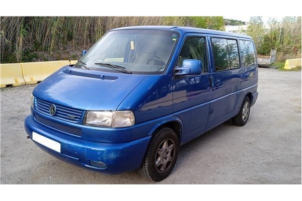 Recambio de aleta delantero izquierda para volkswagen transporter iv furgón (70xa) 2.5 tdi referencia OEM IAM 7D0821105  