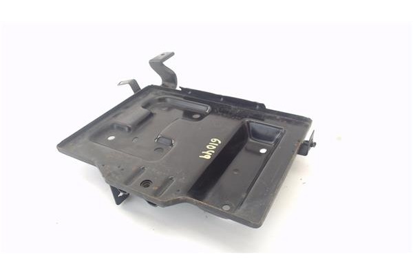 Recambio de soporte bateria para hyundai tucson (jm) 2.0 referencia OEM IAM 371502 371502 