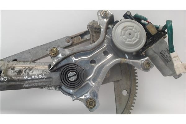 Recambio de mecanismo elevalunas delantero derecho para toyota corolla (e11) referencia OEM IAM 8571012220  