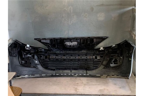 Recambio de paragolpes delantero para peugeot 207 1.6 hdi referencia OEM IAM 7401SN  