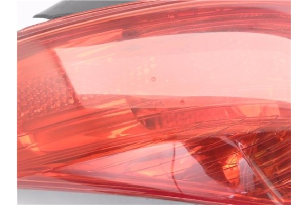 Recambio de piloto trasero izquierdo para peugeot 308 1.6 gt referencia OEM IAM 6350CV  