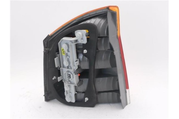 Recambio de piloto trasero derecho para opel vectra c berlina 1.8 16v referencia OEM IAM 93174904  