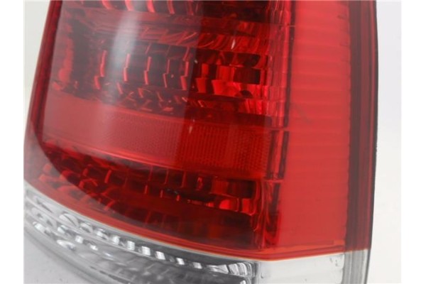 Recambio de piloto trasero derecho para opel vectra c berlina 1.8 16v referencia OEM IAM 93174904  