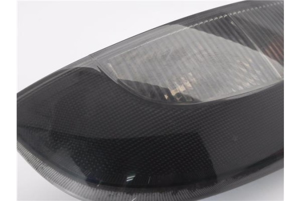 Recambio de piloto trasero derecho para opel corsa c 1.2 twinport referencia OEM IAM 93170223  