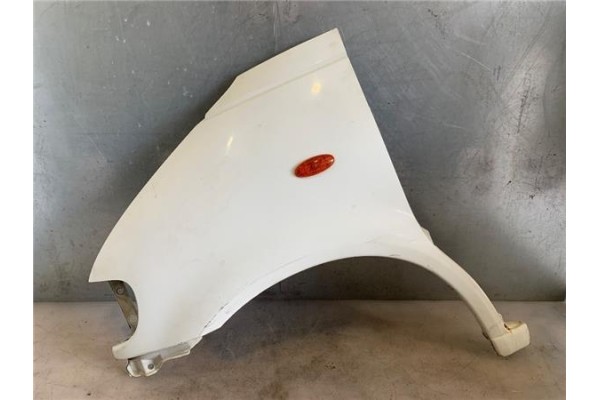 Recambio de aleta delantero izquierda para nissan serena (c23m) 2.3 d referencia OEM IAM 631019C030  