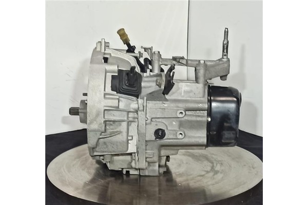 Recambio de caja cambios manual para renault clio ii (xbo) 1.4 16v 98cv referencia OEM IAM JB1510  