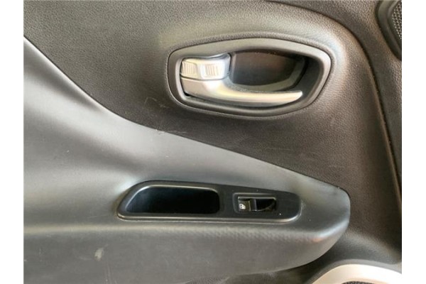 Recambio de puerta trasero izquierda para jeep renegade (bu) 1.6 limited fwd referencia OEM IAM 52051450 51947562 