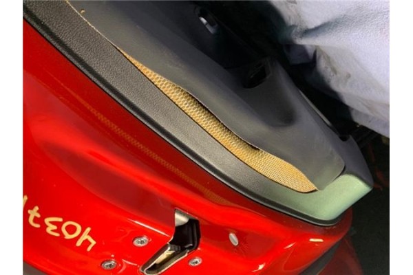 Recambio de puerta trasero izquierda para jeep renegade (bu) 1.6 limited fwd referencia OEM IAM 52051450 51947562 