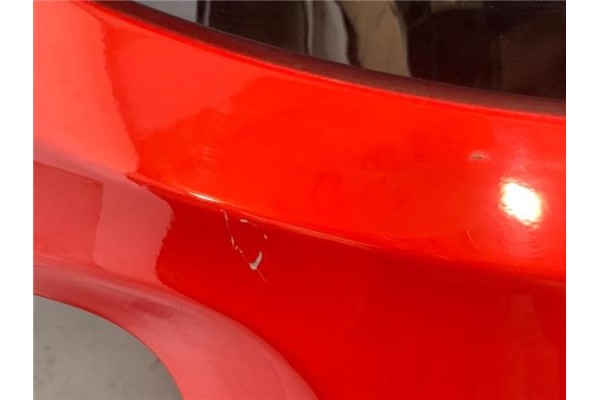 Recambio de porton trasero para jeep renegade (bu) 1.6 limited fwd referencia OEM IAM 52082162 51949867 