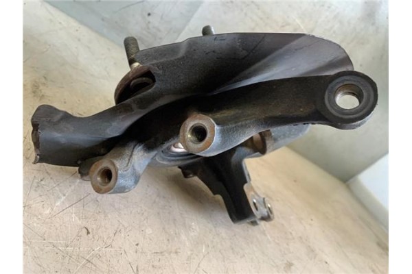 Recambio de mangueta delantero izquierda para kia rio (jb) 1.4 16v referencia OEM IAM 517151G100  