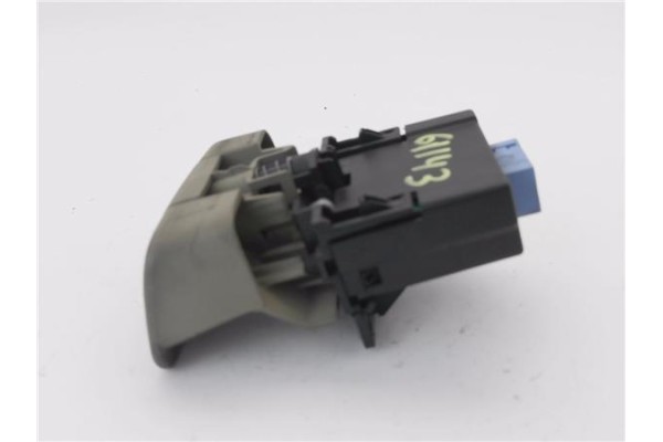 Recambio de freno mano electrico para renault grand scénic ii (jm0/1_) 1.9 dci (jm14) referencia OEM IAM 8200243681  