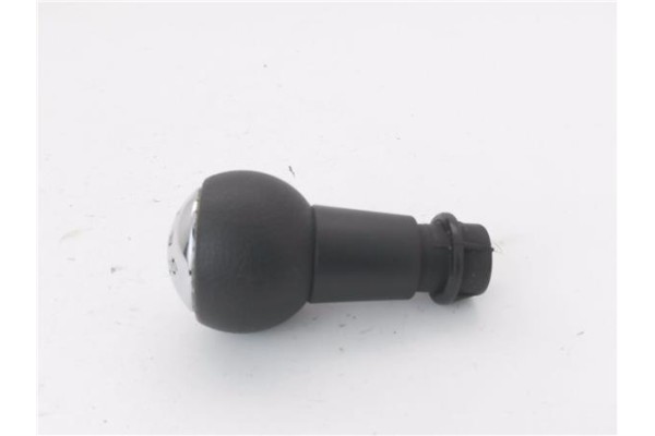 Recambio de pomo palanca cambio para peugeot 207 1.4 x-line referencia OEM IAM 2403CN  