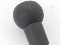 Recambio de pomo palanca cambio para peugeot 207 1.4 x-line referencia OEM IAM 2403CN  