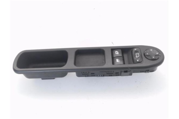 Recambio de mando elevalunas delantero izquierdo para peugeot 207 1.4 x-line referencia OEM IAM 6554QK  