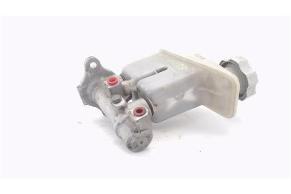 Recambio de bomba freno para kia rio (jb) 1.4 16v referencia OEM IAM 585101G110  