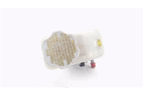 Recambio de bomba freno para kia rio (jb) 1.4 16v referencia OEM IAM 585101G110  