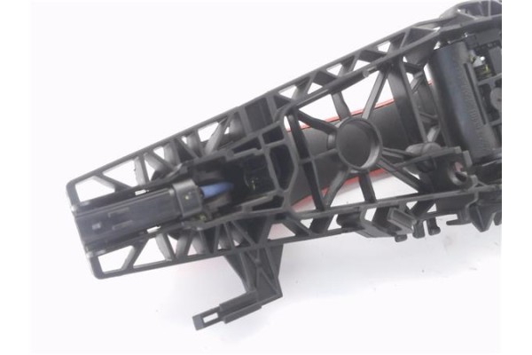 Recambio de maneta exterior delantero derecha para jeep renegade (bu) 1.6 limited fwd referencia OEM IAM 735666439 735602390 