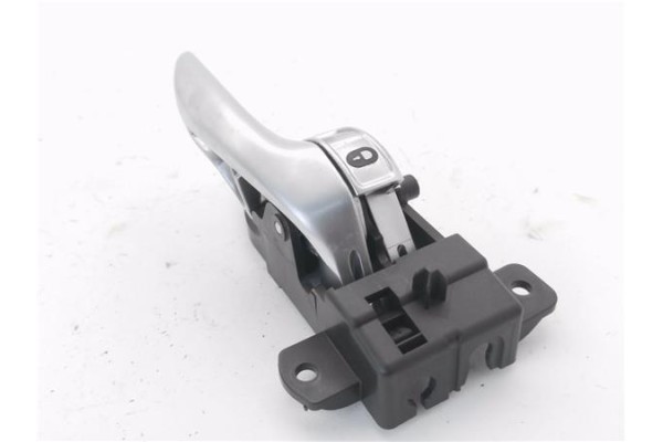 Recambio de manilla int. puerta delantero derecha para jeep renegade (bu) 1.6 limited fwd referencia OEM IAM 735647323  