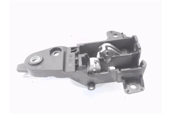 Recambio de manilla int. puerta trasero derecha para jeep renegade (bu) 1.6 limited fwd referencia OEM IAM 735599988  