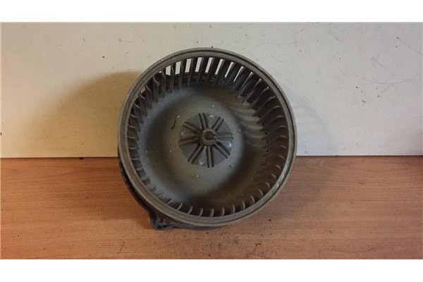 Recambio de motor calefaccion para volvo v40 familiar 1.6 referencia OEM IAM MF0160700260 0130111191 