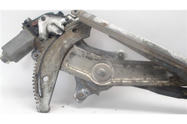 Recambio de mecanismo elevalunas delantero derecho para toyota corolla (e11) referencia OEM IAM 8571012220  