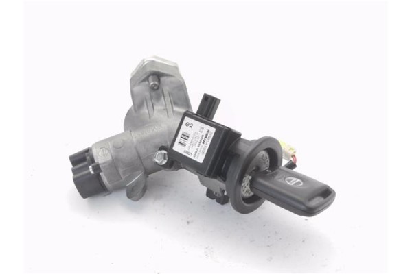 Recambio de clausor para nissan micra (k12e) 1.2 16v referencia OEM IAM 28590AX600 N0501653 
