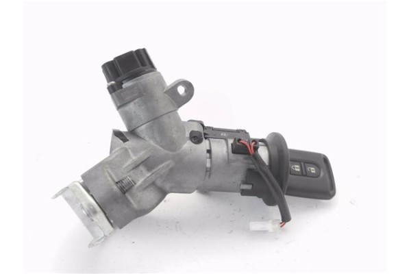 Recambio de clausor para nissan micra (k12e) 1.2 16v referencia OEM IAM 28590AX600 N0501653 
