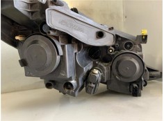 Recambio de faro delantero izquierdo para peugeot 2008 1.2 access referencia OEM IAM 9677810180 90015175 