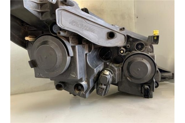 Recambio de faro delantero izquierdo para peugeot 2008 1.2 access referencia OEM IAM 9677810180 90015175 