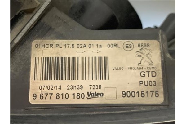 Recambio de faro delantero izquierdo para peugeot 2008 1.2 access referencia OEM IAM 9677810180 90015175 