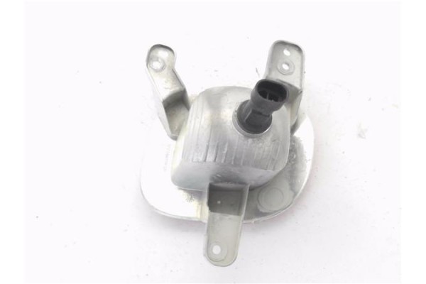 Recambio de piloto defensa trasero izquierdo para jeep renegade (bu) 1.6 limited fwd referencia OEM IAM 51953205 0346300GSX 