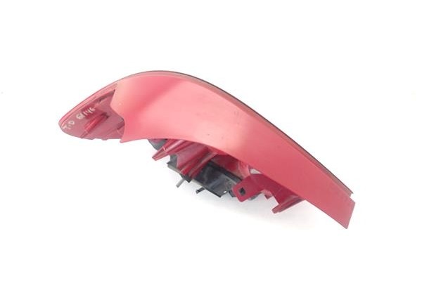 Recambio de piloto trasero derecho para peugeot 207 1.4 x-line referencia OEM IAM 968656598000 VP9PFX13404A 