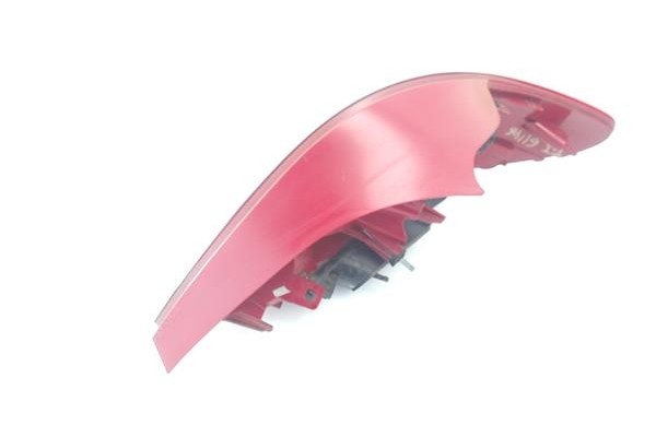 Recambio de piloto trasero izquierdo para peugeot 207 1.4 x-line referencia OEM IAM 968656608000 VP9PFX13405A 