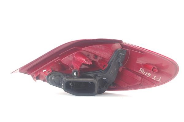 Recambio de piloto trasero izquierdo para peugeot 207 1.4 x-line referencia OEM IAM 968656608000 VP9PFX13405A 