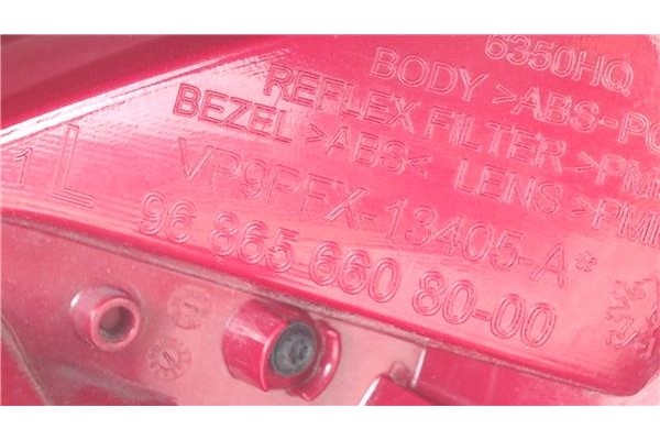 Recambio de piloto trasero izquierdo para peugeot 207 1.4 x-line referencia OEM IAM 968656608000 VP9PFX13405A 