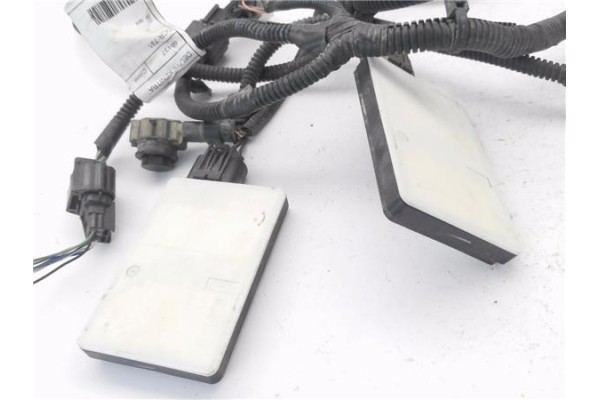 Recambio de sensor parking trasero para jeep renegade (bu) 1.6 limited fwd referencia OEM IAM 51952908 519999650 