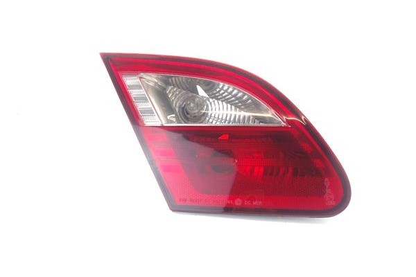 Recambio de piloto interior izquierdo para chrysler sebring berlina 2.0 crd limited referencia OEM IAM 58622EA001 043894935AE 