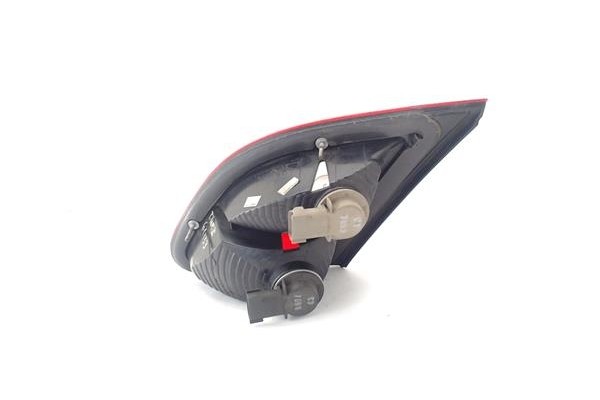 Recambio de piloto interior izquierdo para chrysler sebring berlina 2.0 crd limited referencia OEM IAM 58622EA001 043894935AE 