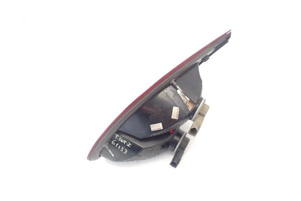 Recambio de piloto interior izquierdo para chrysler sebring berlina 2.0 crd limited referencia OEM IAM 58622EA001 043894935AE 