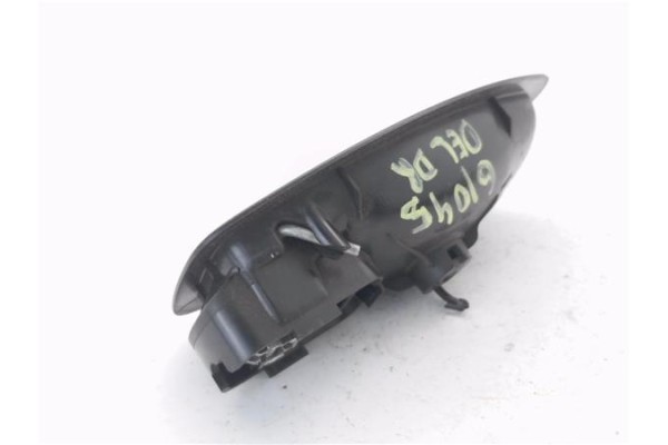 Recambio de manilla int. puerta delantero derecha para renault clio iv 1.5 business referencia OEM IAM 826720001R  
