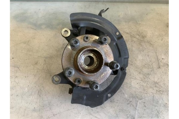 Recambio de mangueta delantero izquierda para renault megane iv berlina 5p 1.2 experience referencia OEM IAM 400157901R 40015177