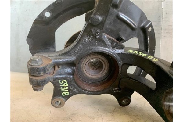 Recambio de mangueta delantero izquierda para renault megane iv berlina 5p 1.2 experience referencia OEM IAM 400157901R 40015177