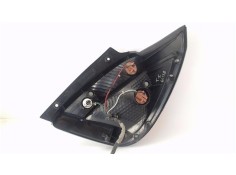 Recambio de piloto trasero izquierdo para kia rio (jb) 1.4 16v referencia OEM IAM 082231923LB  
