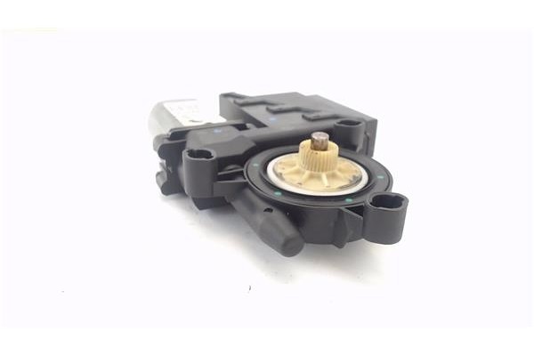 Recambio de motor elevalunas delantero izquierdo para volkswagen polo iv (9n1) 1.4 16v referencia OEM IAM 6Q2959802A 400645D 