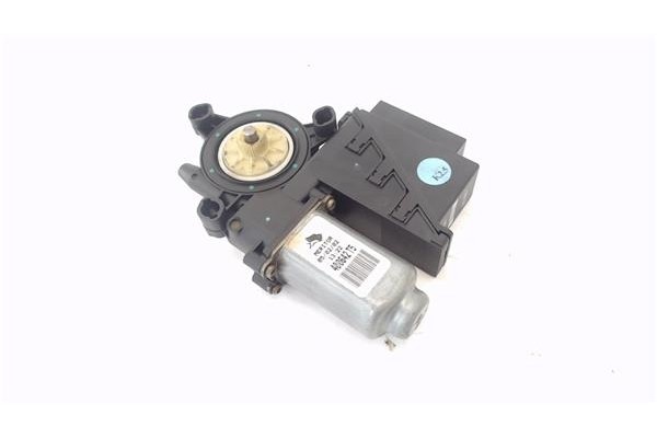 Recambio de motor elevalunas delantero derecho para volkswagen polo iv (9n1) 1.4 16v referencia OEM IAM 6Q2959801A 400642D 