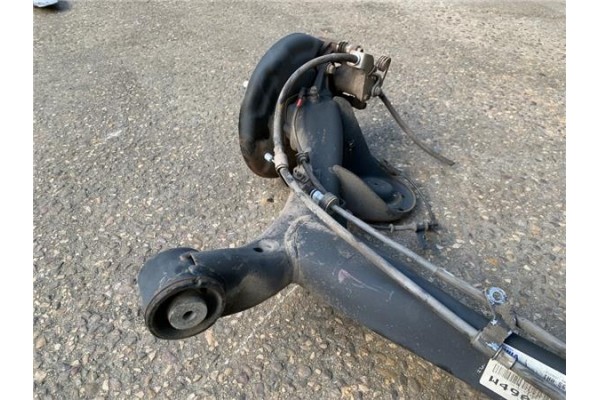Recambio de puente trasero para kia rio (ub) 1.2 basic referencia OEM IAM 551001W610  