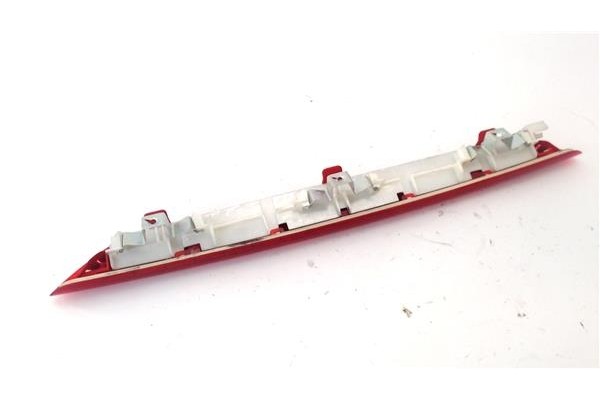 Recambio de luz central de freno para volkswagen polo iv (9n1) 1.4 16v referencia OEM IAM 6Q6945097  