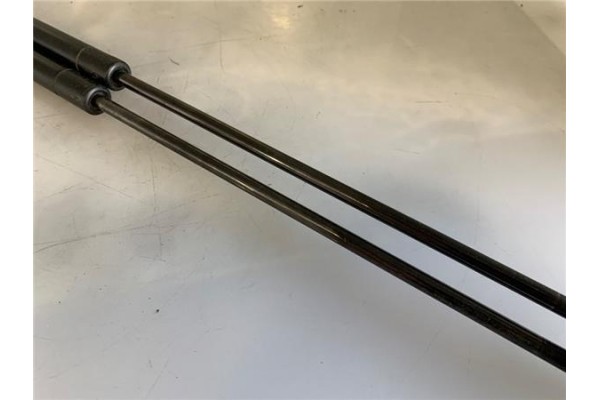 Recambio de amortiguador porton para mercedes-benz clase m (bm 164) 3.0 ml 280 cdi (164.120) referencia OEM IAM A1637400045141  