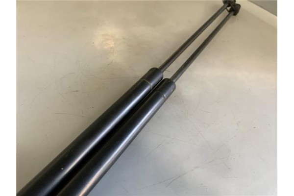 Recambio de amortiguador porton para mercedes-benz clase m (bm 164) 3.0 ml 280 cdi (164.120) referencia OEM IAM A1637400045141  