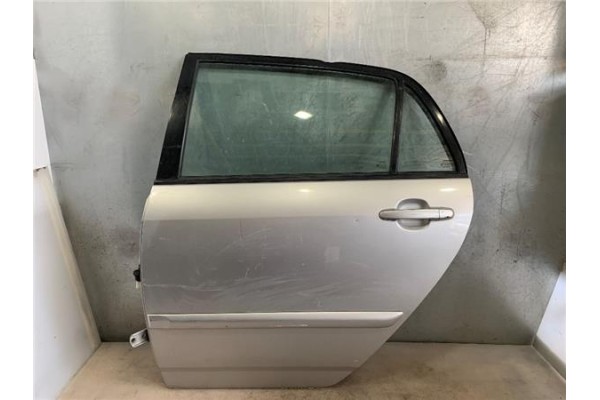 Recambio de puerta trasero izquierda para toyota corolla (e12) 1.6 vvt-i referencia OEM IAM   